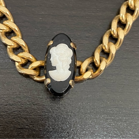 Vintage Unsigned Victorian Lady Cameo Choker Necklace - Picture 15 of 16